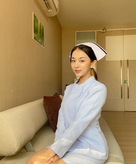 chubby redhead onlyfans adult pic