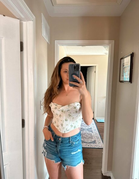 nadiafoxx69 pornstar naked images