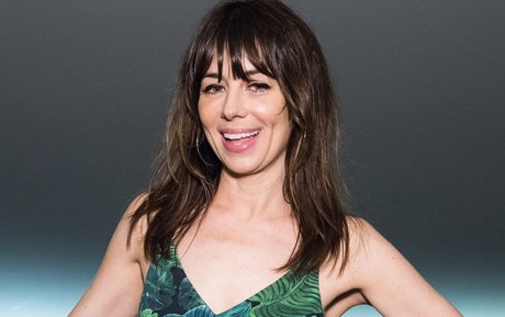 Natasha Leggero Quick model image