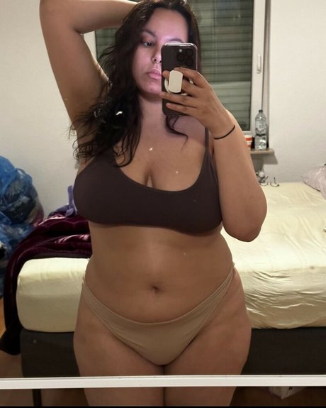 Peachyara hot pornstar images