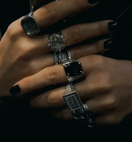 Daria Perel naked pornstar pics