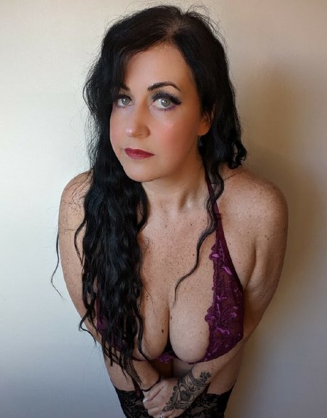 Sophiegg aw nude actress picture