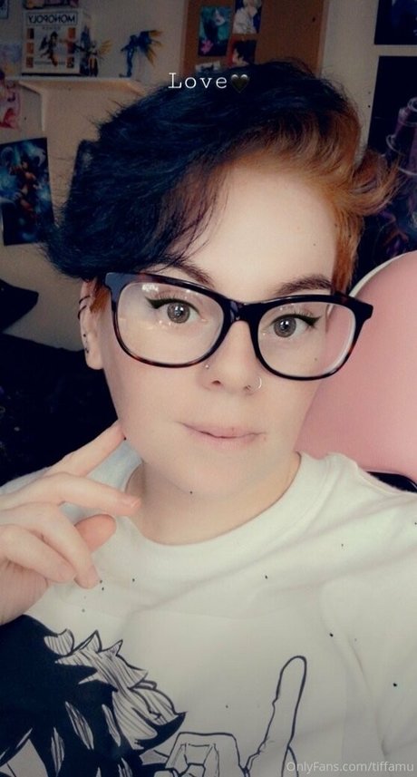 tiffa lewd hot actress archive