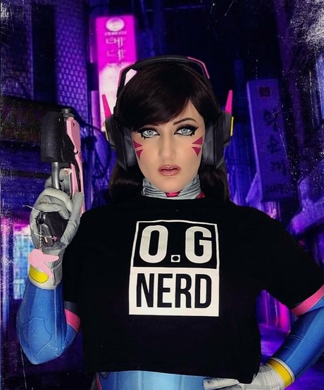 lindsaylovecosplay nudes actress photo