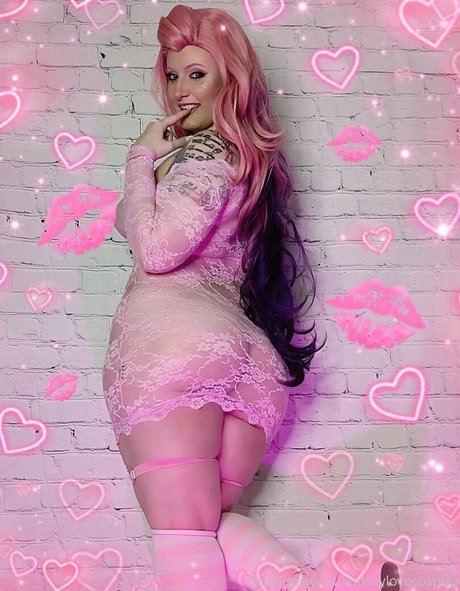 lindsaylovecosplay beautiful pornstar img