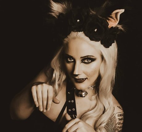 lindsaylovecosplay nudes pornstar images