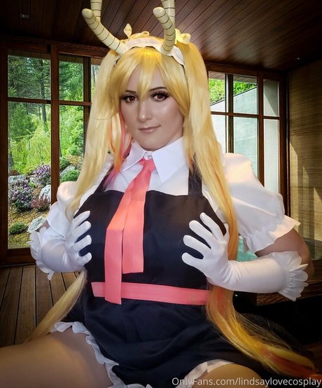 lindsaylovecosplay erotic actress image