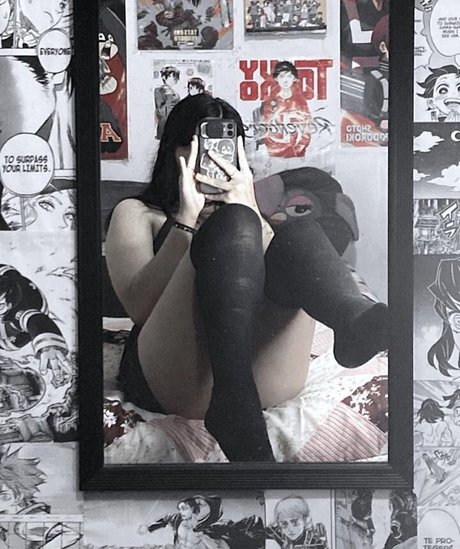 valeriaiscrying pornstar nudes pic