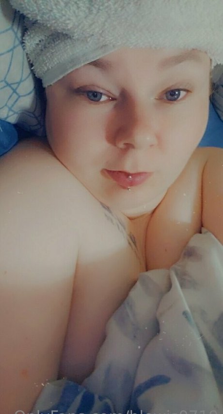 van life onlyfans pornographic pic