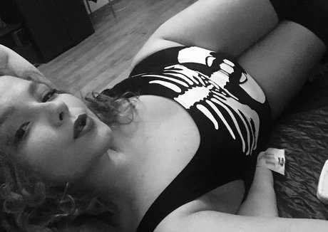 moniiquefox star adult image