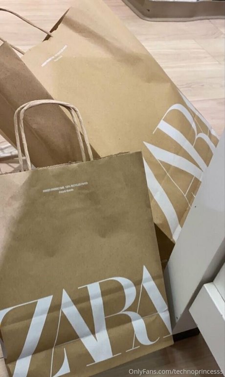 technoprincesss nude model gallery