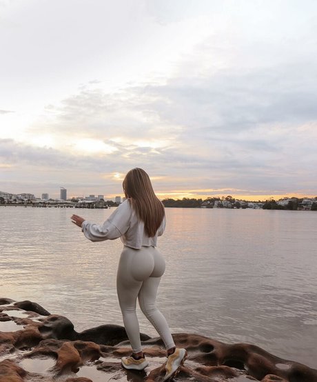 Maria Perez perfect model picture