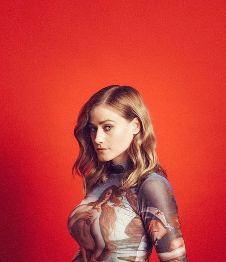 Olivia Taylor Dudley sex model pic