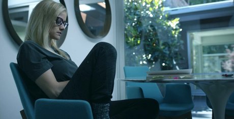 Olivia Taylor Dudley nice model photo