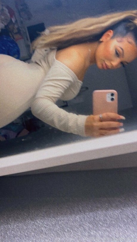 emilyexotics model hd pictures