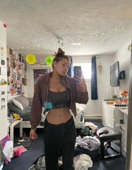 Sarao Sulli art pornstar images