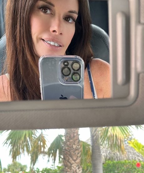 OnlyJans2023 perfect pornstar img