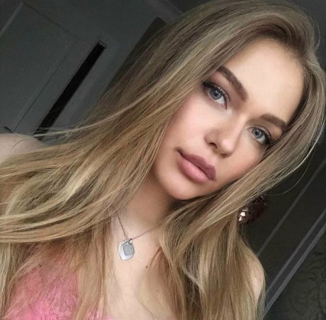 hottestvenus art pornstar pic