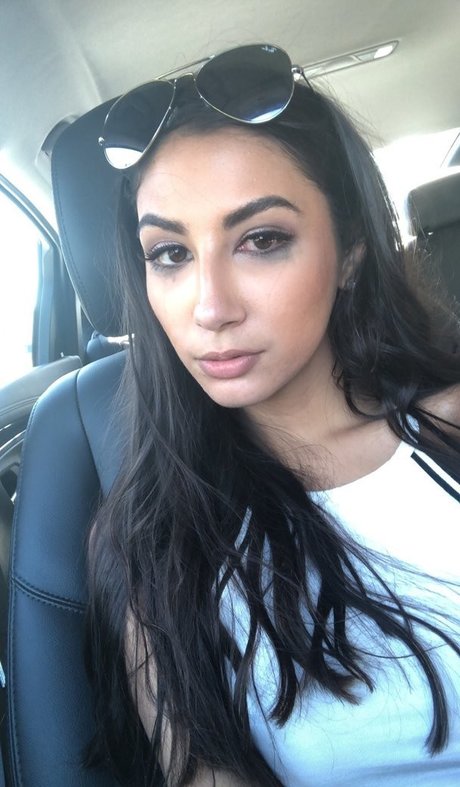 Gianna diorxxx Quick model image