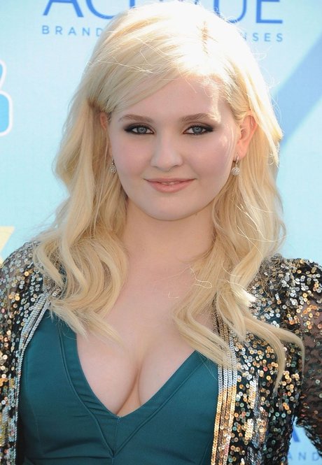 Abigail Breslin erotic pornstar pictures