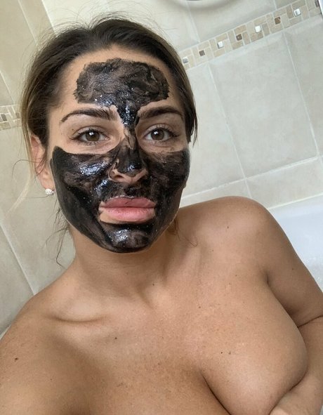 busty ebony onlyfans hot naked pictures