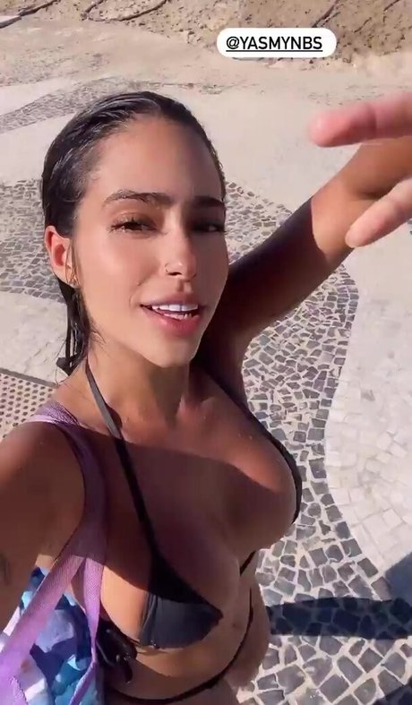 giroquue high quality pornstar gallery