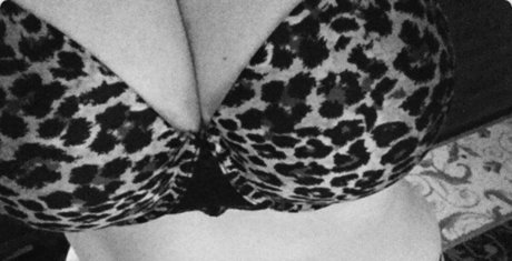 lilmizthickems star adult photos