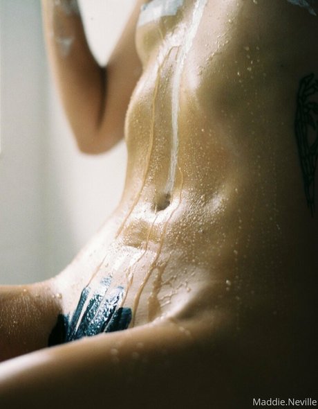 maddieneville high quality pornstar picture