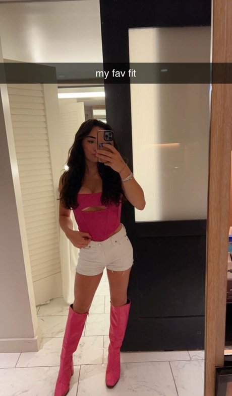 Elena Arenas perfect star image