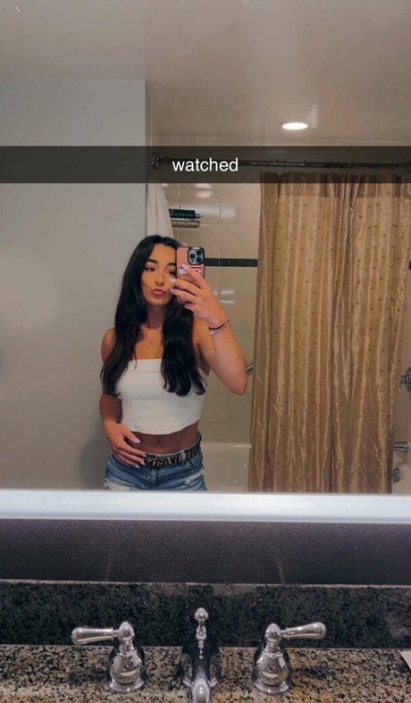 Elena Arenas model nude picture