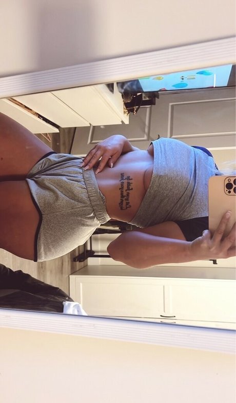 lelizabeth model xxx images