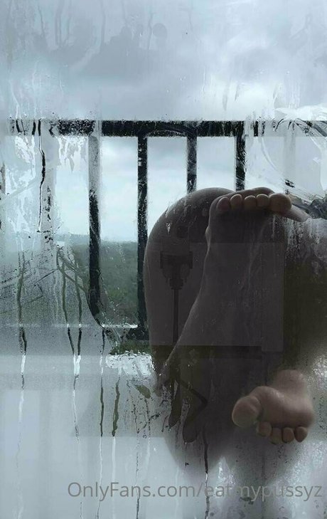 eexoticbabe model naked picture