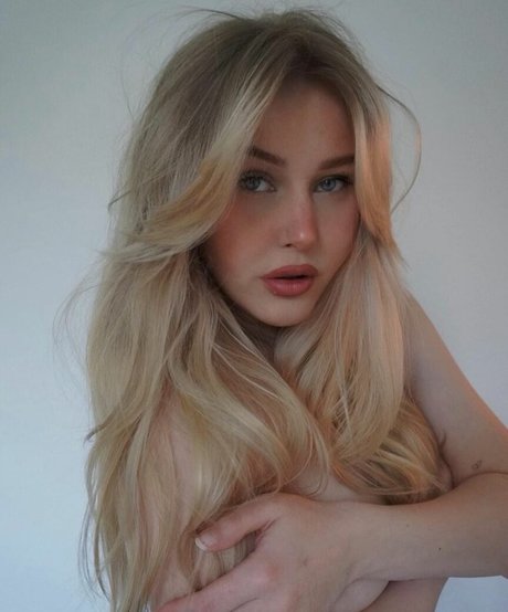 cirizzzle adult actress pic