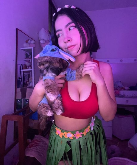 Milenax naked pornstar pic