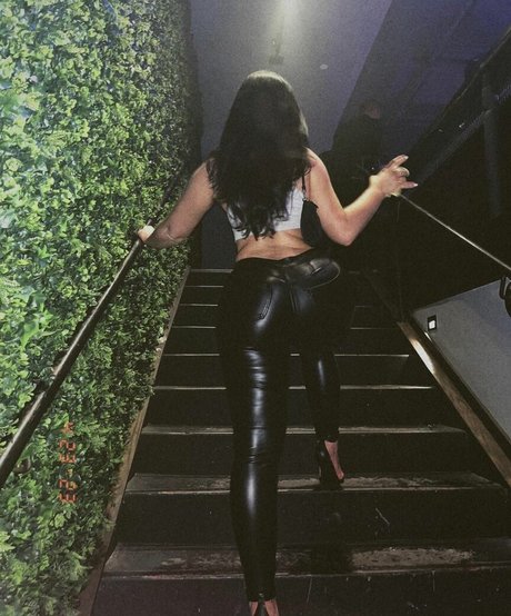 Suppasamm pornstar adult photo