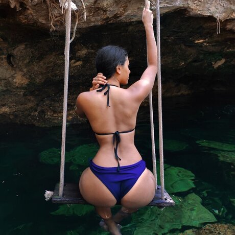 Criss pretty pornstar pic