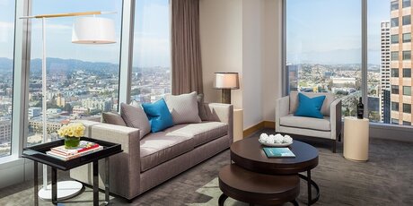 FlyHerOut310 model sex gallery