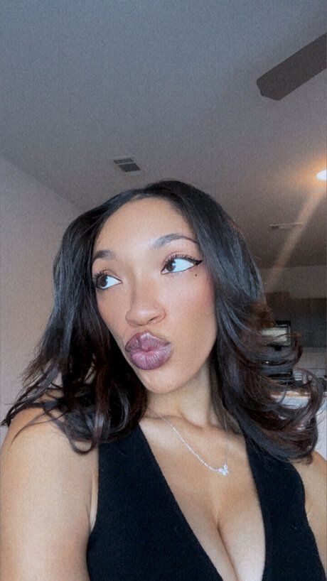 badgirl e_ hot pornstar photo