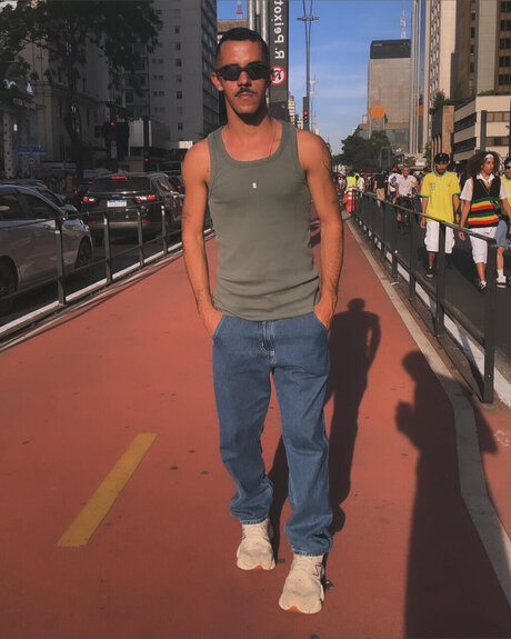 Srchefinho naked model gallery