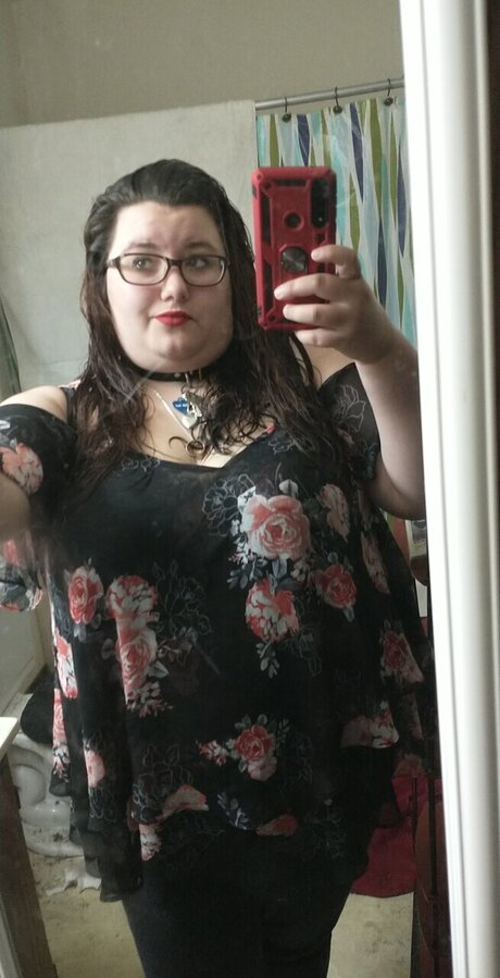 Rose Hathaway perfect actress photos