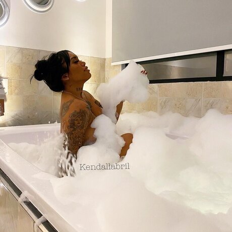 Kendallabril gratis top model photos