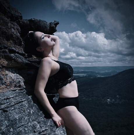 Vintage Lover pretty actress galleries