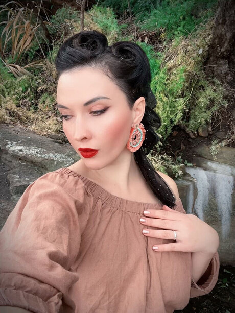 Vintage Lover model adult gallery