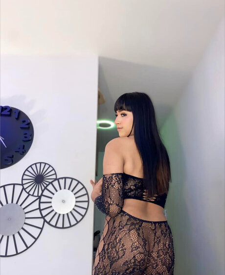 Larissa Camila_ hot actress photo