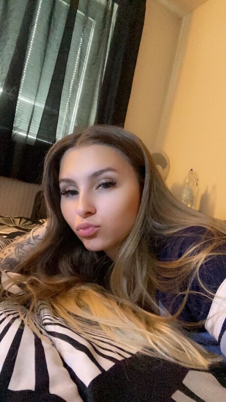 Rae_ art star pictures