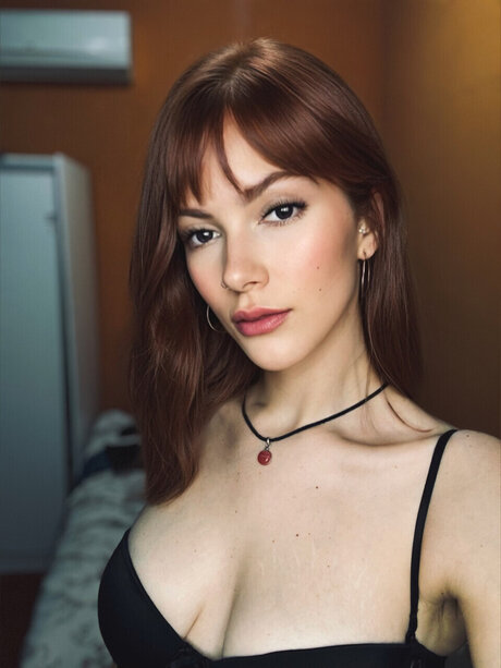 Foxy Isadora model xxx image