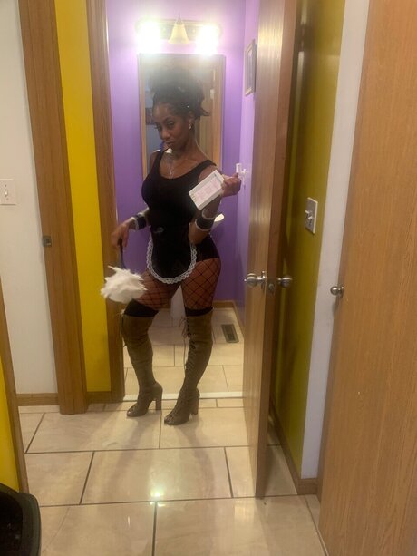 MadeMaid star top picture