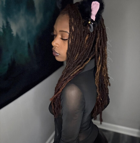 Ms Natural pretty actress archive