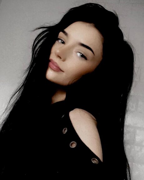 Luna Mae pornstar beautiful photo