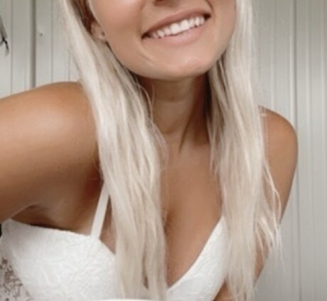 Breeeeezy model adult img